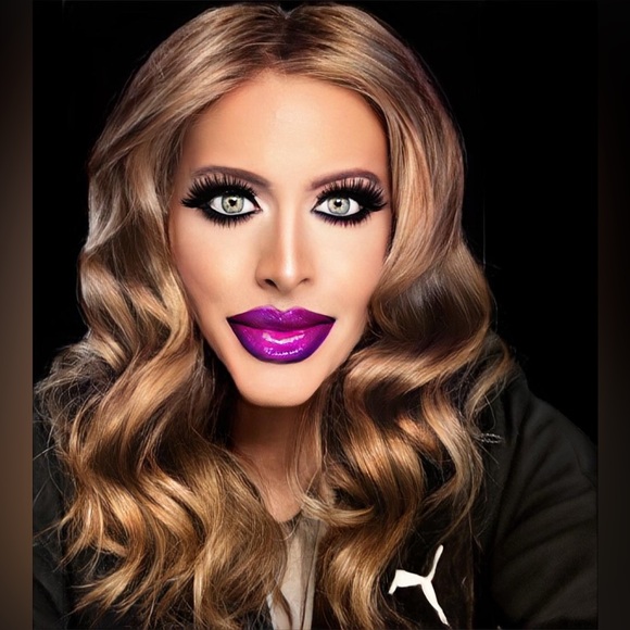 Meet your Posher, Posh - Picture 7 of 10